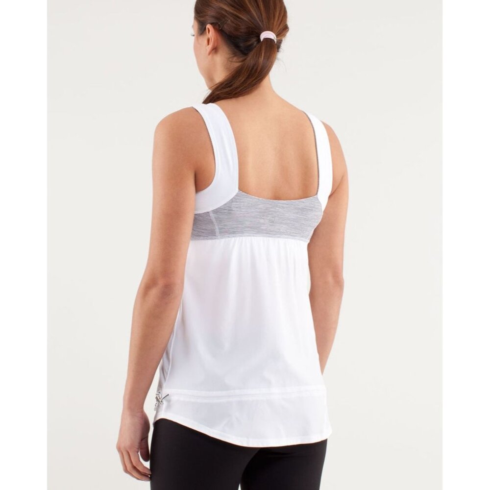 Lululemon Run: Chase Me Tank Grey Size 4 - Picture 3 of 6